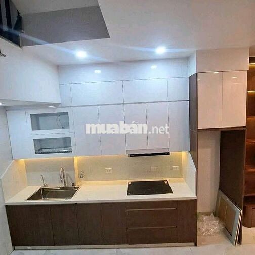 Cầu Diễn - 6 tỷ - 5 tầng - mới cóong ô tô đỗ cổng full nội thất