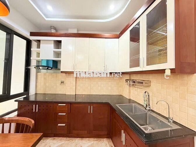 NHÀ CẠNH MẶT PHỐ - NGÕ THÔNG - THOÁNG SÁNG - 3 BƯỚC RA MẶT ĐƯỜNG