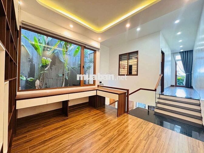 Nhà 2 tầng oto tận sân. 100m2 giá 5ty250tl