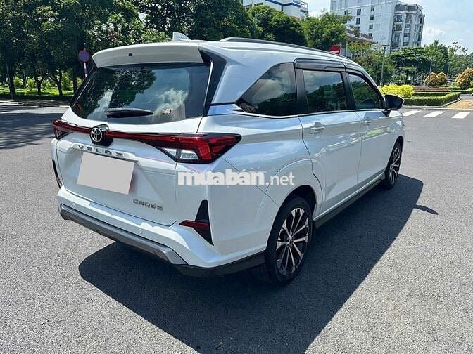 Toyota Veloz Cross 2022 CVT Top siêu mới
