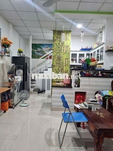 Nhà 1 Trệt 1 Lầu Giá Rẻ Hẻm Nguyễn Văn Quá Phường ĐHT, Q12
