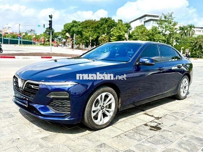 Vinfast Lux A sx 2021 chạy 6 vạn km