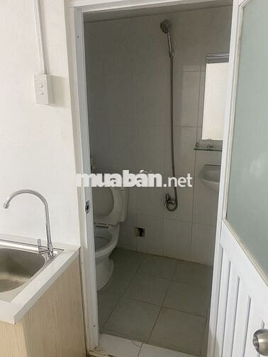 CHO THUÊ PHÒNG Studio 15m2 Q10 Giá 2tr950 Ngay Sau Lưng UEH
