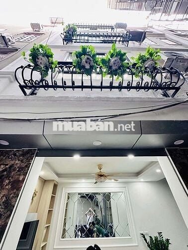 GIÁ 7.6 TỶ!BÁN GẤP NHÀ CẦU GIẤY - HÀ NỘI: 30M², 5 TẦNG - MẶT TIỀN 6.5M