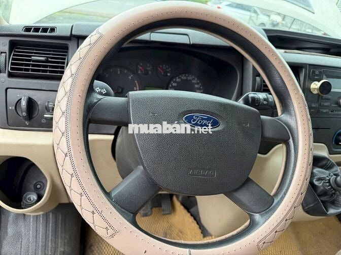 Ford Transit van 3 chỗ 2017  - 11000 km