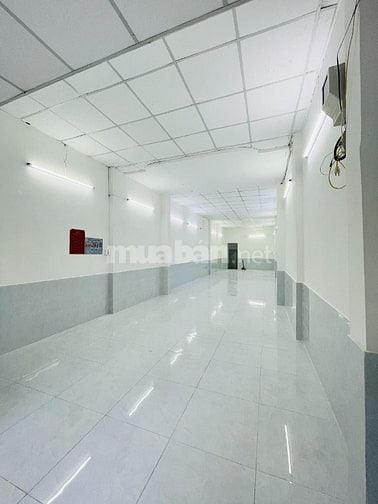 Cho thuê nhà nguyên căn, DT 4*20m, DTSD 80m2, quận Tân Phú, giá 10tr
