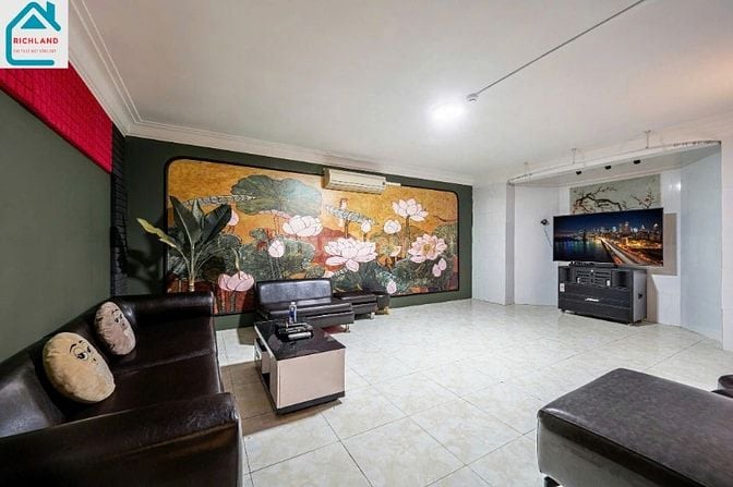 Cho thuê biệt thự mặt tiền Nguyễn Văn Hưởng, Phường Thảo Điền, Quận 2