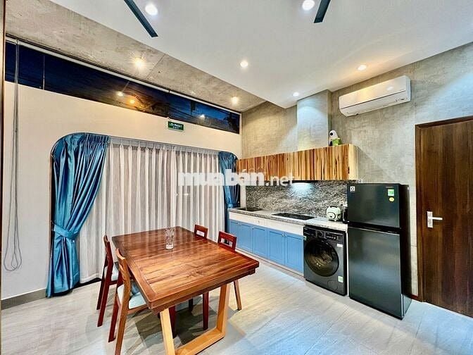 CĂN PENHOUSE 2PN 2WC CAO CẤP 80M2 KHU VỰC YÊN TĨNH FULL NỘI THẤT
