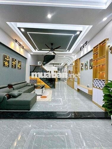 bán nhà 2lầu 1trệt sổ riêng hoàn công khu tái định cư phường bửu long.