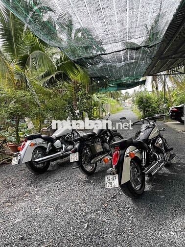Xe côn tay Honda Shadow màu trắng xanh