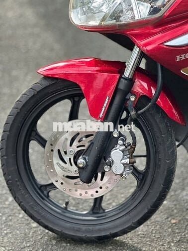 Xe máy Honda Air Blade Fi 110 màu đỏ