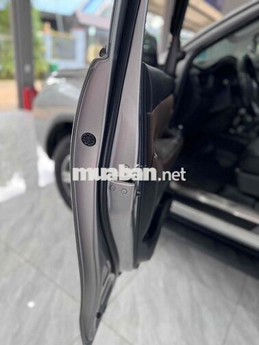 Toyota Fortuner 2015 2.5G 4x2 - 96438 km