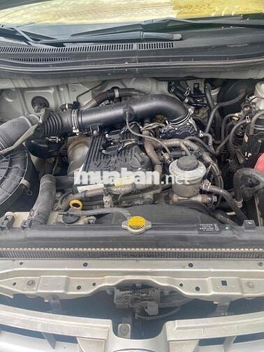 Toyota Innova 2008 G - 150000 km