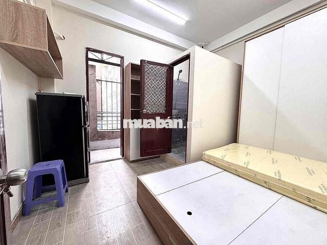 CHO THUÊ PHÒNG FULL NỘI THẤT, TÁCH BẾP-BAN CÔNG GẦN CẦU CHÀ VÀ