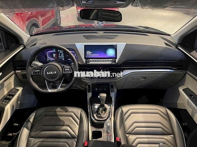 Kia Carens 2025 1.5G, Giảm xâu + Tặng BHVC
