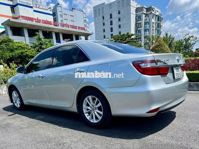 Toyota Camry 2015 2.0E - 90000 km