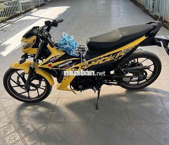 xe suzuki đời 2020 zin còn mới xe chính chủ