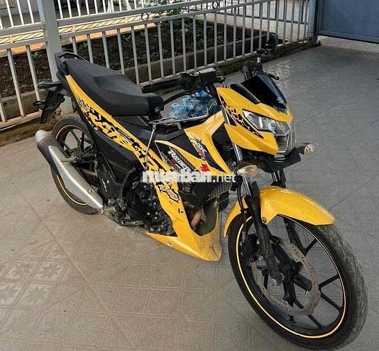 xe suzuki đời 2020 zin còn mới xe chính chủ