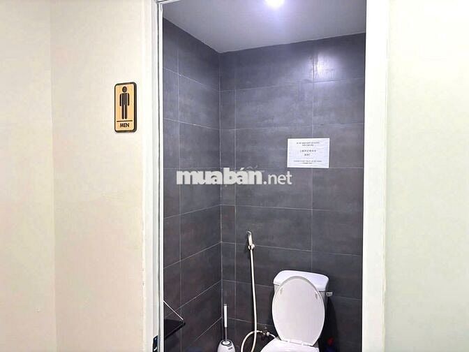 Cho Thuê Nhà Đường Bàu Cát, Tân Bình - 7.5x18m - Nhà Rộng - Vỉa Hè Đẹp