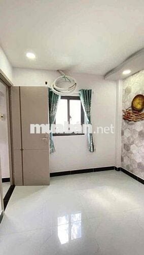 Nhà đẹp 4pn gần cầu Chà Và Q.8, dt 3,6x10 3tầng shr giá 4.98tỷ tl.
