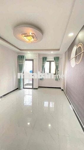 Nhà đẹp 4pn gần cầu Chà Và Q.8, dt 3,6x10 3tầng shr giá 4.98tỷ tl.