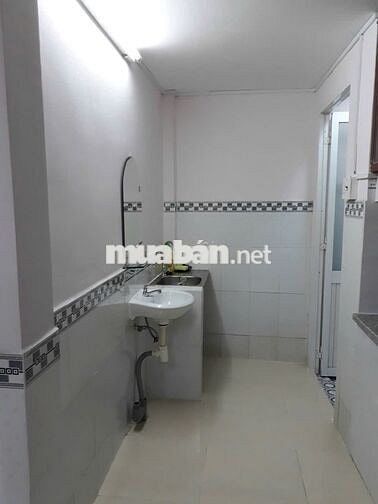 Cho thuê nhà nguyên căn Bình Tân – 4x16m, hẻm ô tô 7m, giá chỉ 9 triệu