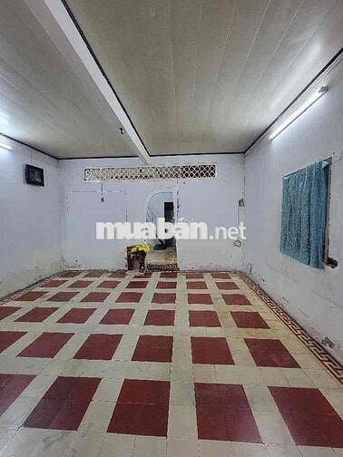 NHÀ C4 NGAY CHỢ CÂY QUÉO. 70M2 NGANG 5M NỞ HẬU. HXH TỚI CỬA. CHỈ 7X Ty