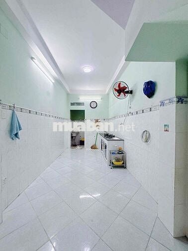 NHÀ 5 TẦNG, HOÀN CÔNG ĐỦ. CÓ THỂ MUA LÀM NHÀ CHO THUÊ, CHDV SINH LỜI C