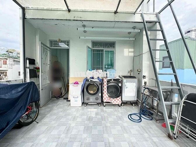 VỊ TRÍ SIÊU ĐẸP TRUNG TÂM QUẬN 10 - GẦN 30M2 - NGANG LỚN 4.2M RỘNG RÃI