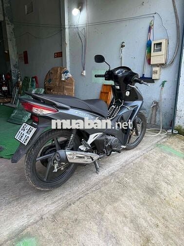 Fu 2025 mới dắt từ hãng về nhà chật bán bớt