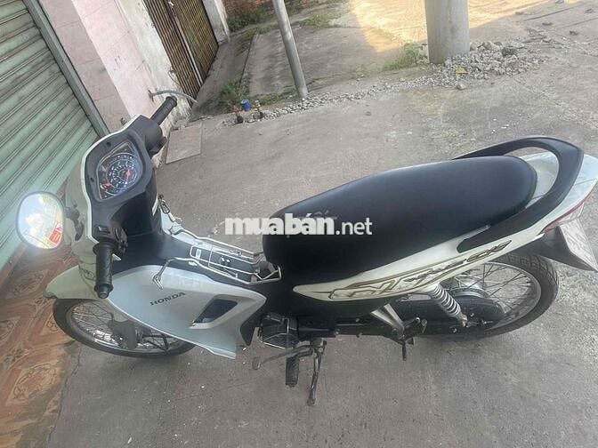 xe chinh chu  ko đi tới nên cần bán ai thiện chi