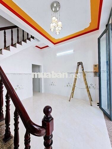 Nhà 4 Phòng Ngủ Dưới 2 tỷ 4 bờ kè hưng lợi