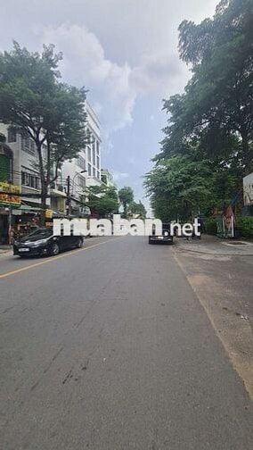 Cần cho thuê nhà mặt tiền Củu Long P.15 Q.10