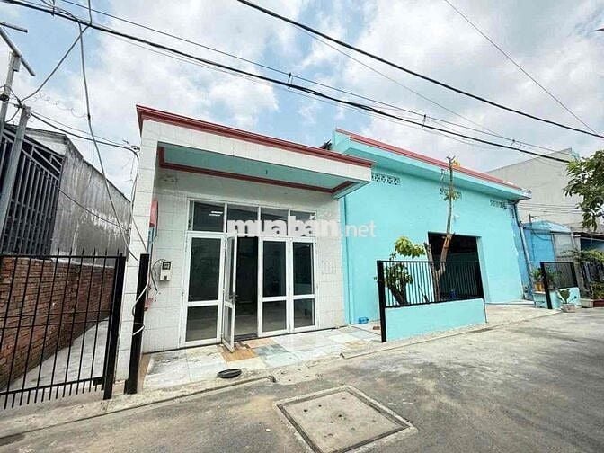 Kho Xưởng 20x18m (Có Văn Phòng) Hẻm Tải 3,5T. QL1A
