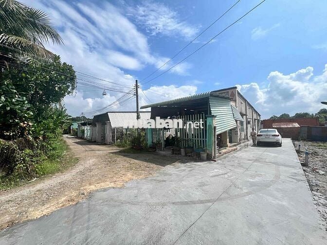 350tr lô đất đường bê tông trong khu dân cư đông
