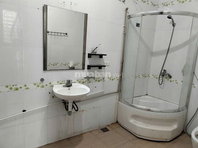 Cho thuê BT lô góc Xa La 110 x 4 tầng hàng ăn, cà phê, Spa, Trung tâm