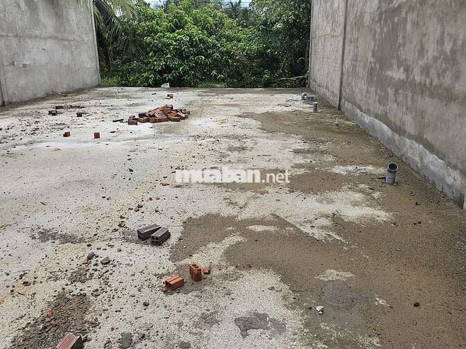 Nền mặt tiền đường Huỳnh Tấn Phát 374 m2