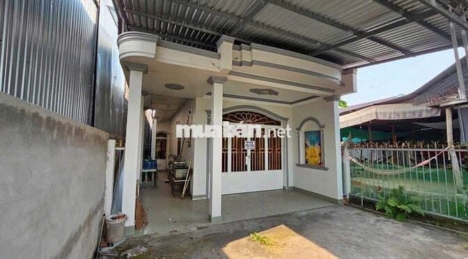 Nhà Kiên cố sân vườn 5x42 –nghỉ dưỡng mát mẻ sát bên TPHCM 815Tr.iệu