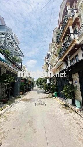 NHÀ ĐẸP 4 TẦNG KHU NHÀ GIÀU HẺM VÍP XE HƠI VÀO NHÀ- NGUYỄN ẢNH THỦ TCH
