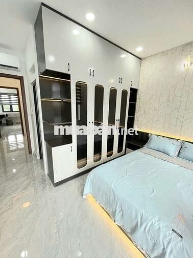 NHÀ 5 TẦNG NGAY ĐẠI HỌC GTVT TRUNG MỸ TÂY, Q.12, FULL NỘI THẤT,Ở NGAY!
