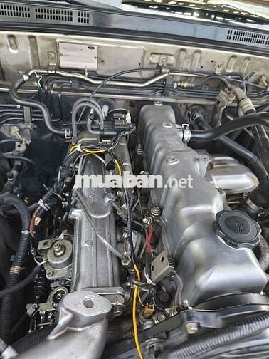 Ford Everest 2007 2.5L 4x2 MT - 310000 km
