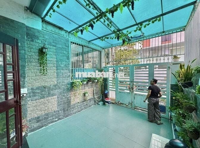 CHO THUÊ NHÀ 4 PHÒNG NGỦ HẺM PHỐ TÂY SÁT VINCOM GIÁ 15 TRIỆU/THÁNG