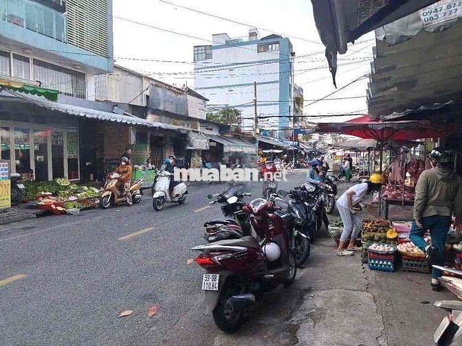 MẶT BẰNG TÂN PHÚ NGAY CHỢ , CÓ VỈA HÈ