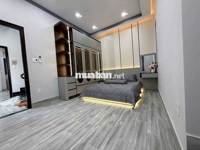 nhà đẹp cho khách hàng muốn ở nơi yên tĩnh không ồnào.xách vali ở ngay