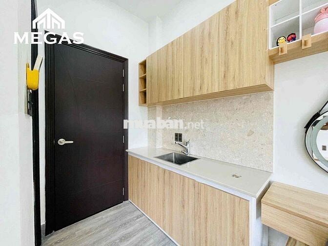 SIÊU PHẨM STUDIO CỬA SỔ TRỜI NGAY CÔNG VIÊN HOÀNG VĂN THỤ