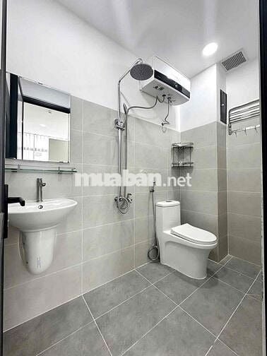 Cho Thuê Căn Hộ Đủ Tiện Nghi Ngay Ngã Tư Hàng Xanh