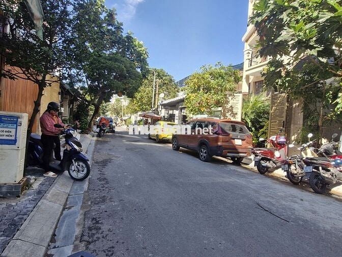 NHÀ MỚI 5 x 20M, 4 TẦNG  - MẶT TIỀN BA VÌ, CƯ XÁ BẮC HẢI, QUẬN 10