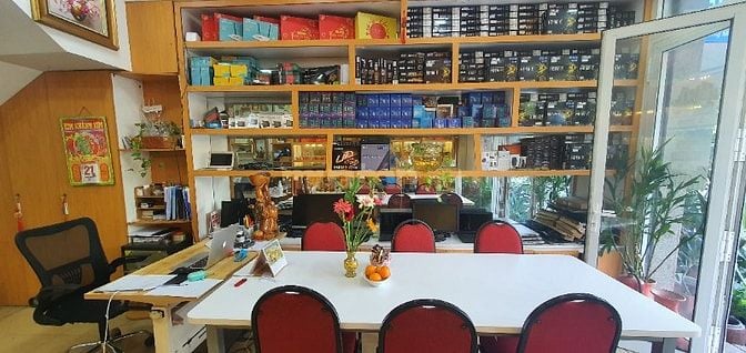 Chính chủ cho thuê showroom mặt tiền khu Hà Đô Quận 10