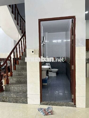 NHÀ BIỆT THỰ VƯỜN- Cấch đường song hành quoc 22 khoang 10 bước chân