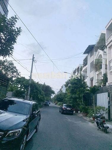 Cho thuê nhà 4tầng kdc An Sương sẵn 4 máy lạnh